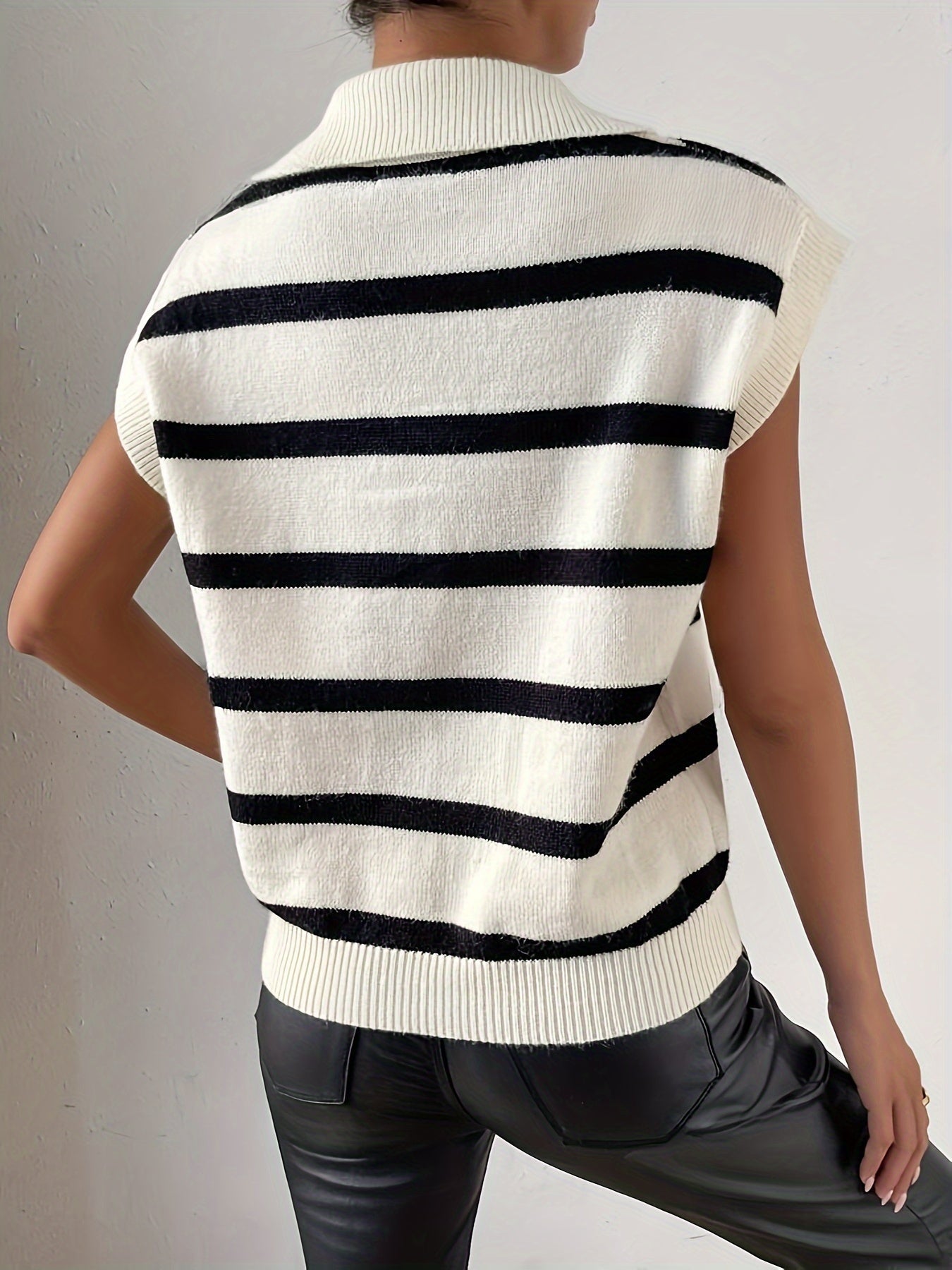 Trendbay Women's Striped Sweater Vest