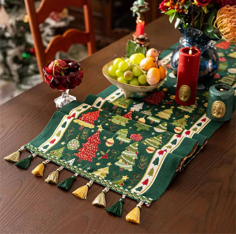Trendbay Christmas Winter Holiday Table Runner