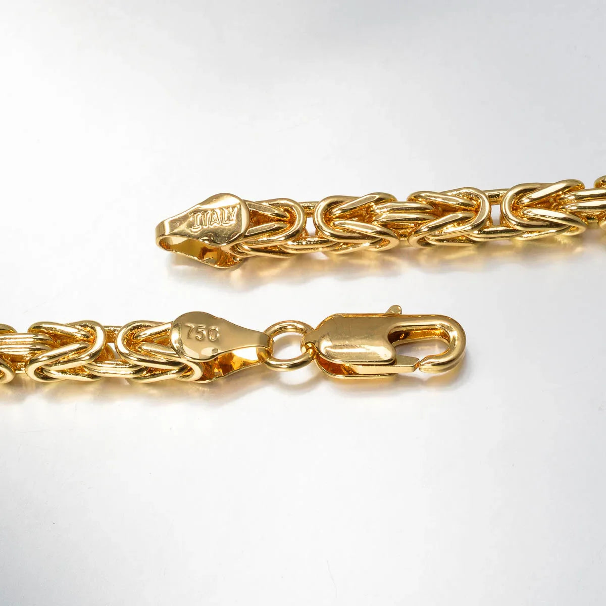Trendbay 18K Gold-Plated Snake Chain Necklace – Elegant Women's Fashion Jewelry (24-Inch)