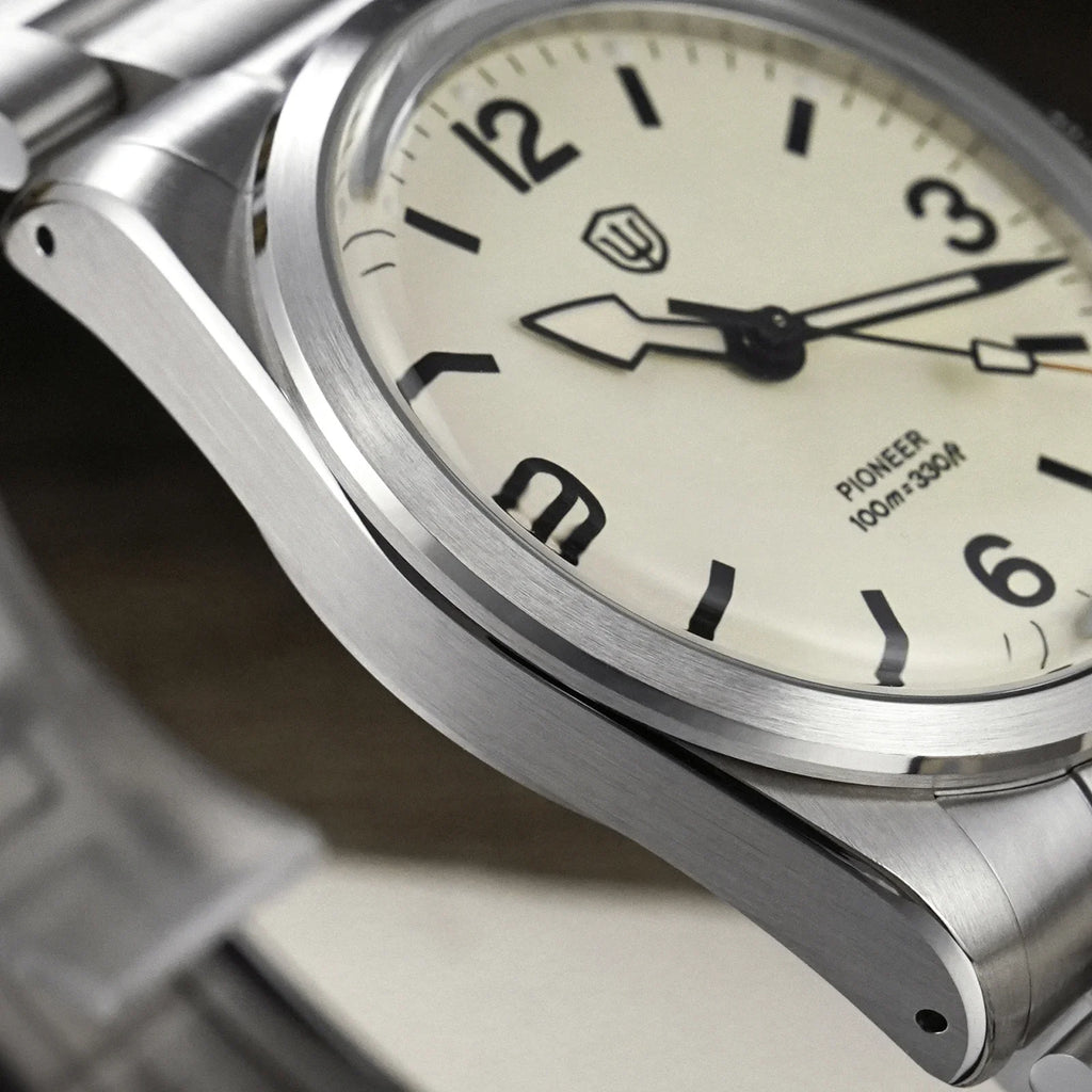 Trendbay 36.5mm Vintage Quartz Watch with Sapphire Crystal & 100M Water Resistance