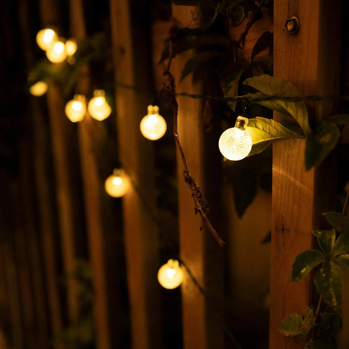 Trendbay 11M 60-LED Solar Crystal Globe String Lights – IP65 Waterproof