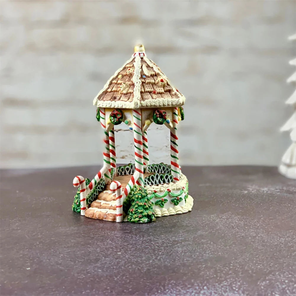 Trendbay Gingerbread House Ceramic Hamster Hideout