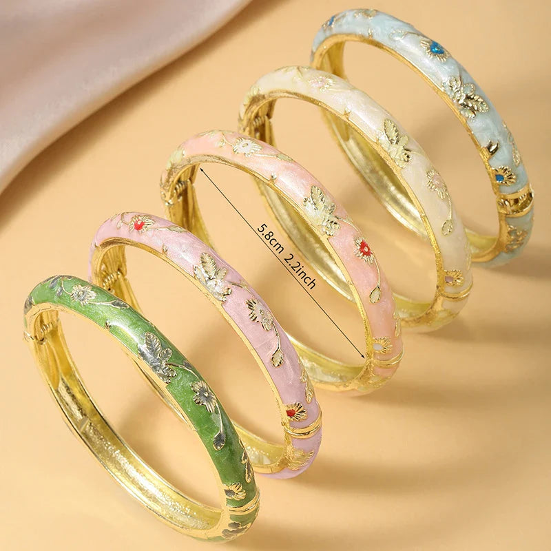 Trendbay 5-Piece Vintage Cloisonné Enamel Flower Bangle Set – Bohemian Women's Fashion Jewelry