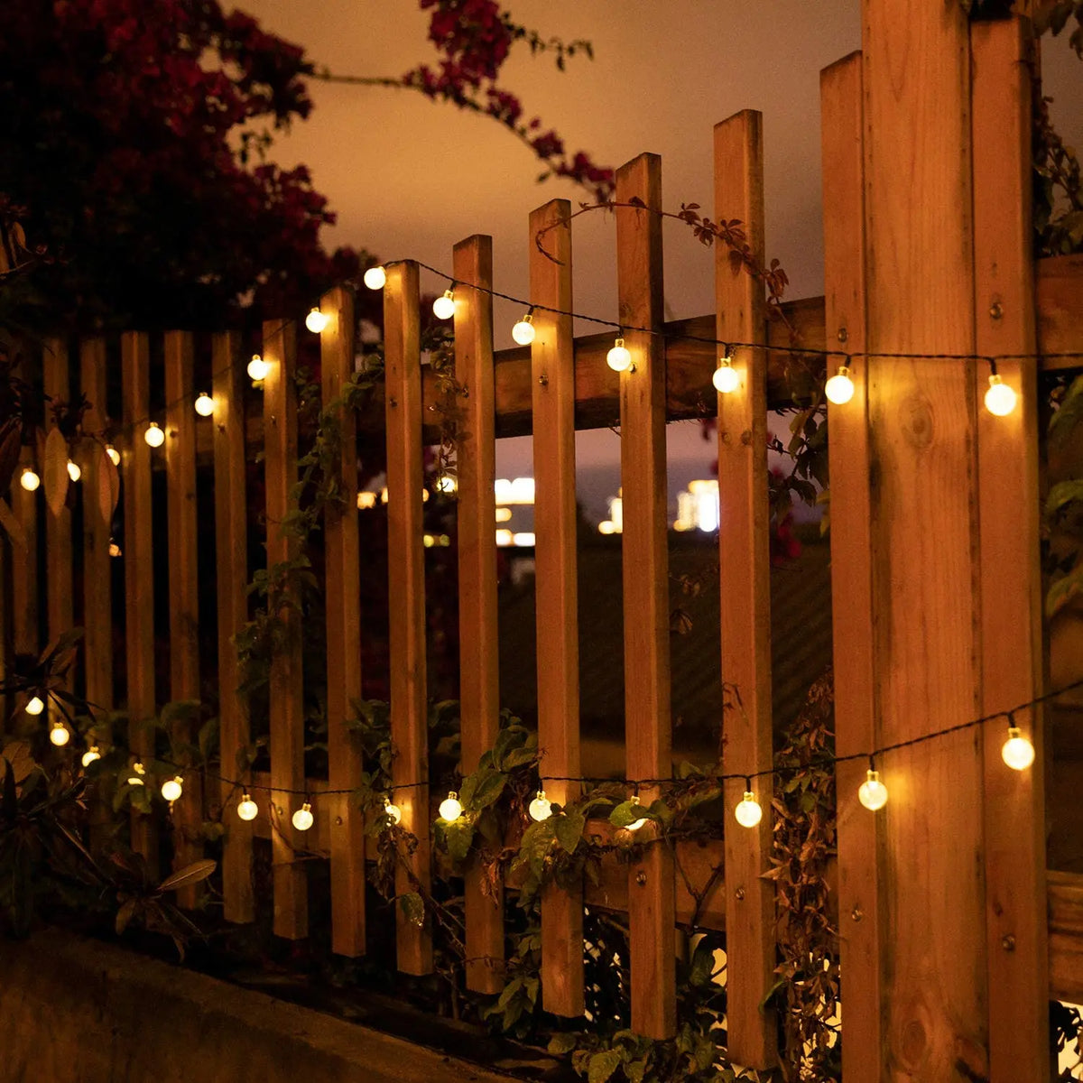 Trendbay 11M 60-LED Solar Crystal Globe String Lights – IP65 Waterproof