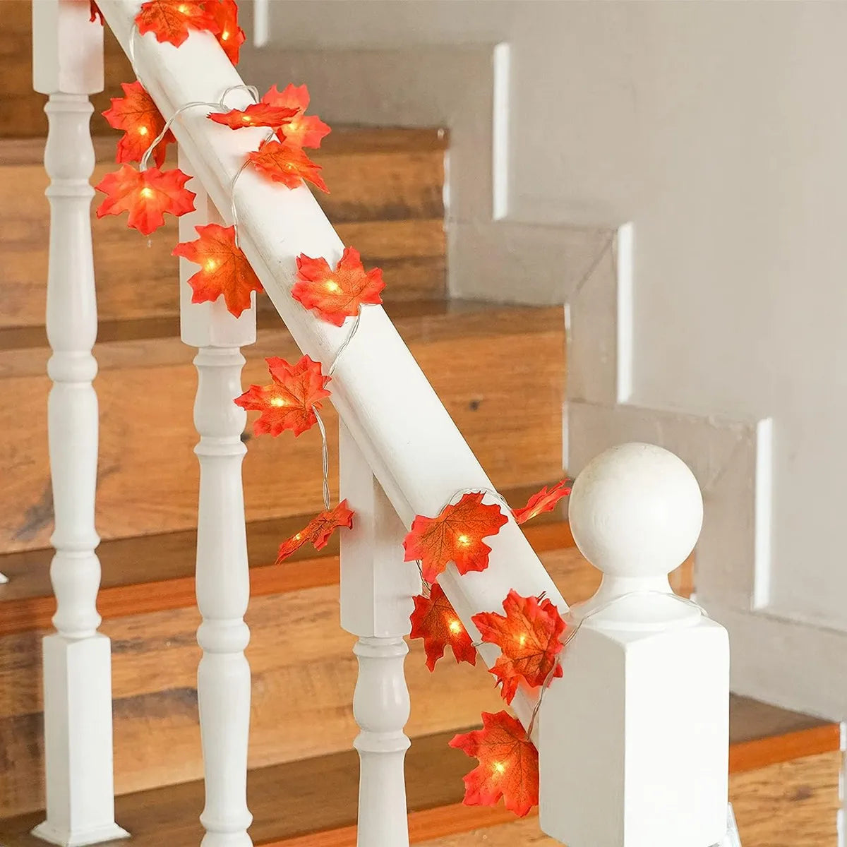 Trendbay 4.5m 30 LED Maple Leaf String Lights, Warm White