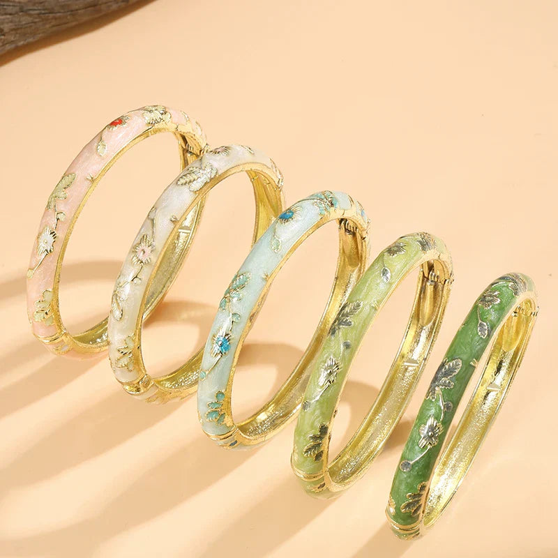 Trendbay 5-Piece Vintage Cloisonné Enamel Flower Bangle Set – Bohemian Women's Fashion Jewelry