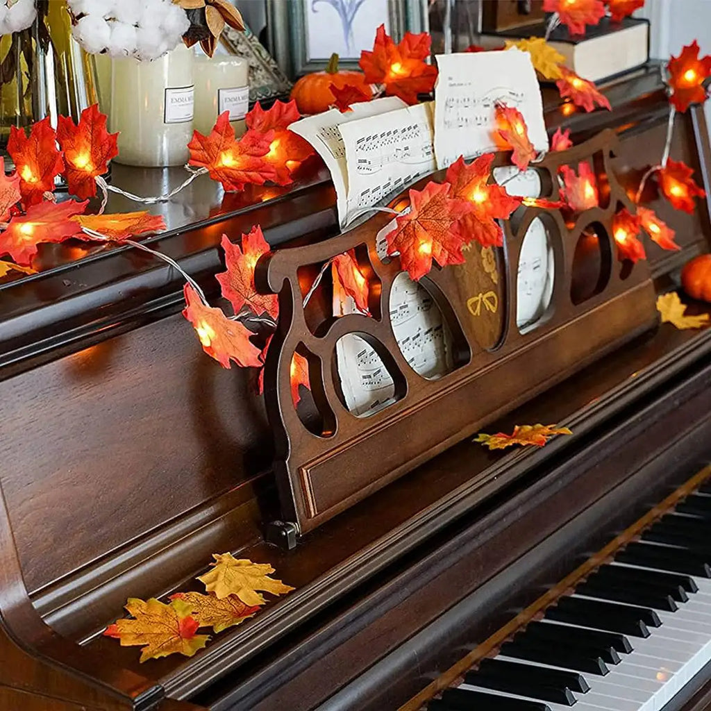 Trendbay 4.5m 30 LED Maple Leaf String Lights, Warm White