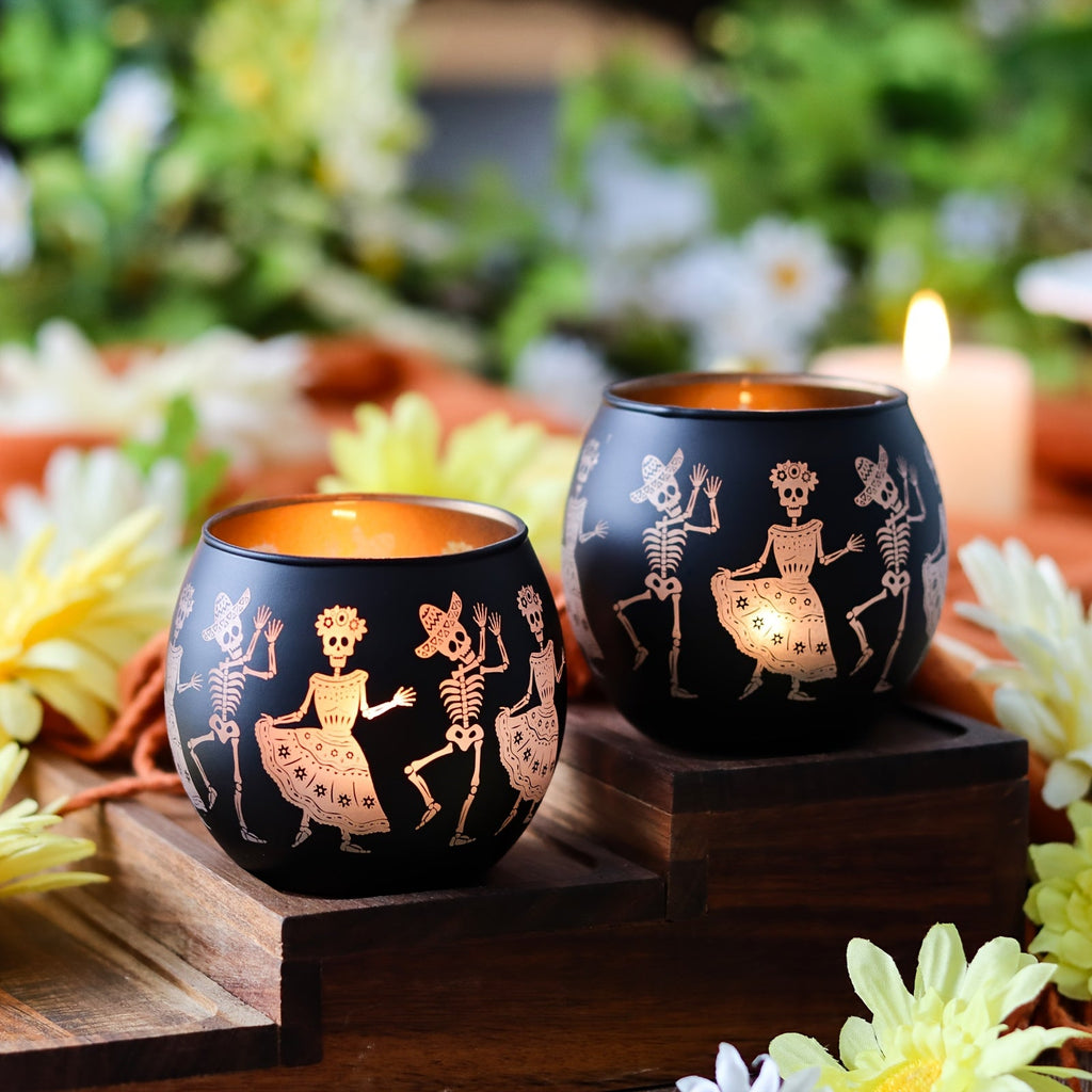 Trendbay Pair of Dancing Skeleton Couple Candlesticks